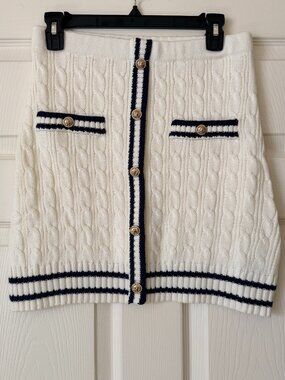 Cider Cream Cable Knit Sailor Style Skirt Navy Trim Gold Buttons Size L